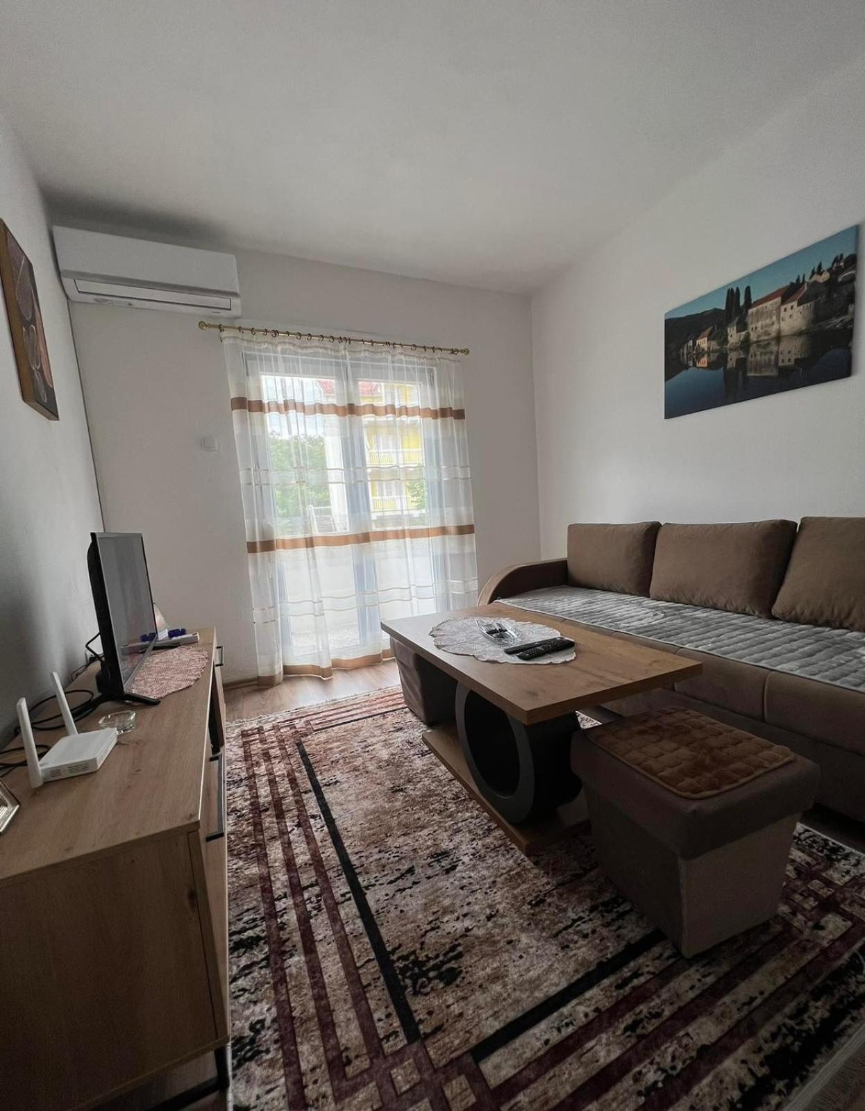 Apartman Lady Cherry Apartment Trebinje Exterior photo